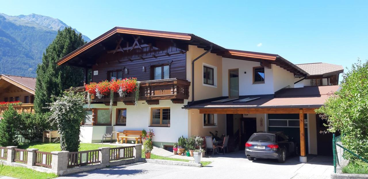 Haus Helene Prantl Apartment Längenfeld Exterior foto